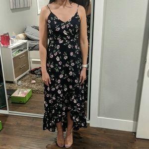 NWT Small lulus drapey flower dress